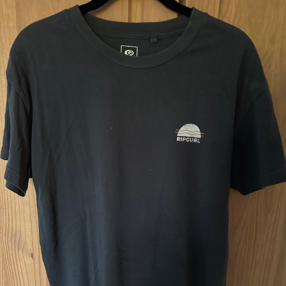 rip curl tshirt